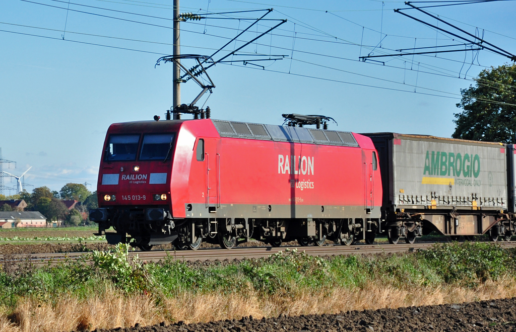 145 013-9 mit gemischtem G�terzug zwischen Bonn und Br�hl - 21.10.2010