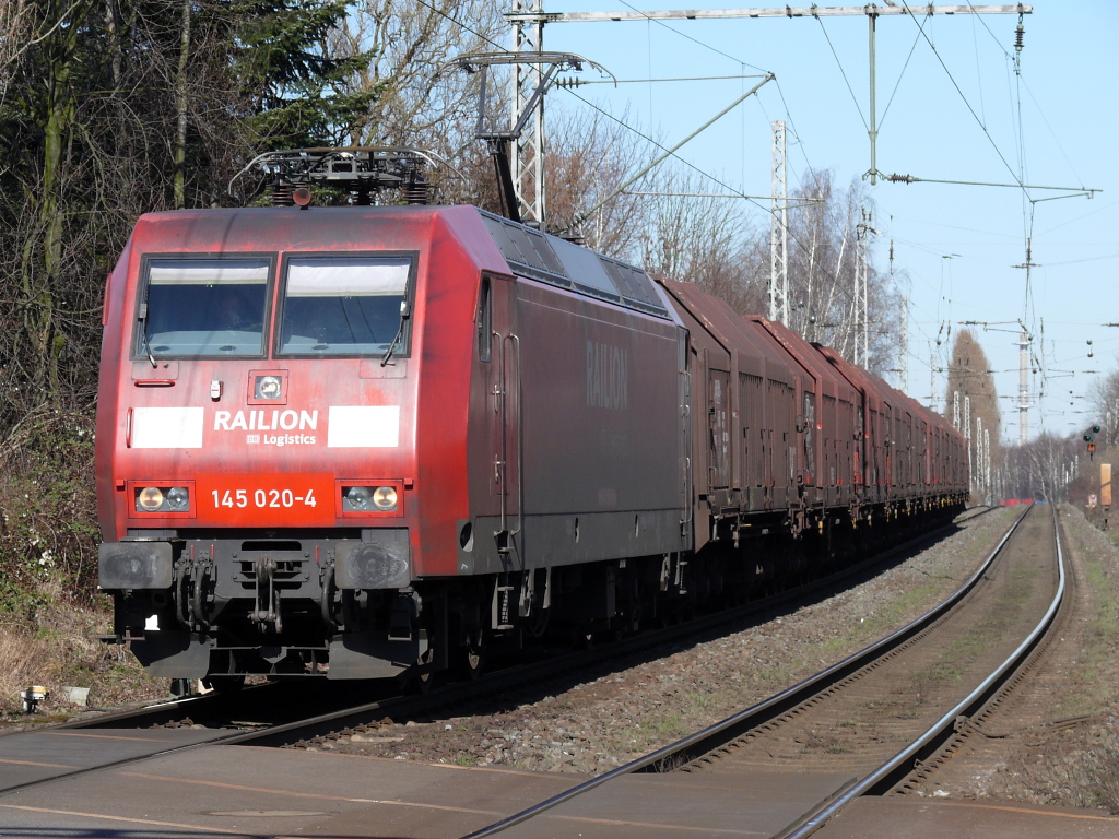 145 020-4. Bochum-Riemke. 07.03.2011.