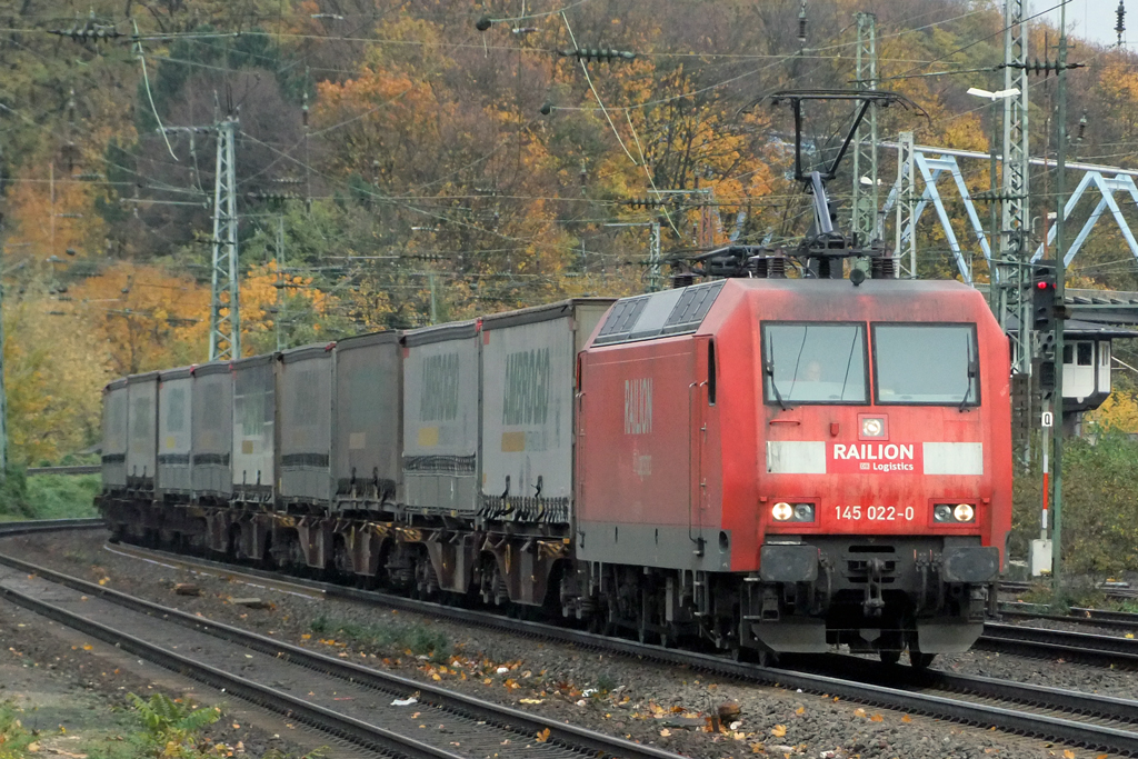 145 022-0 in K�ln-West 6.11.2010