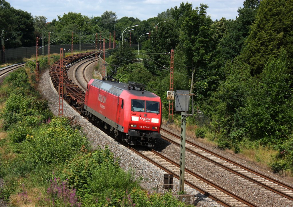 145-024-6 aus Richtung Bremerhaven. Aufgenommen am 17.7.2012 in der Nhe von Wulsdorf.