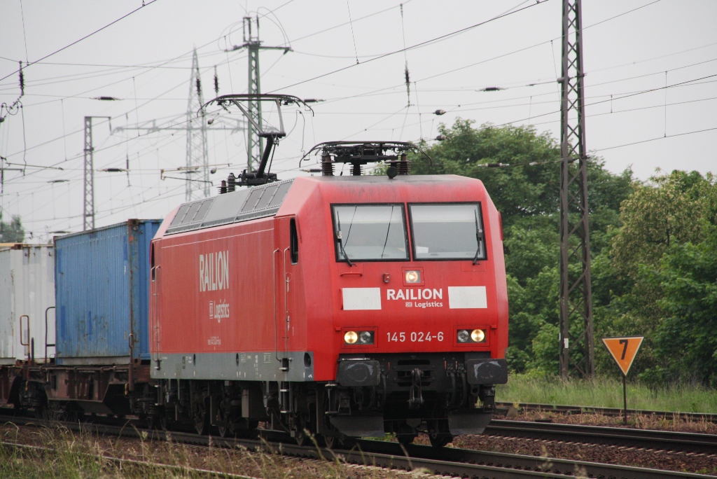 145 024-6 bei Saarmund am 30.05.2013.