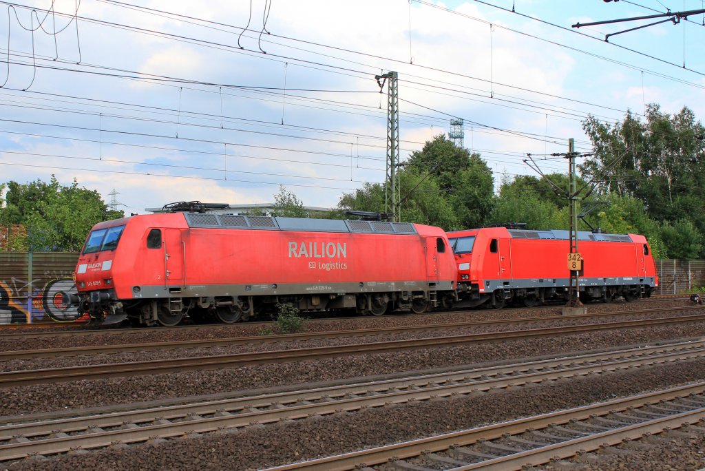145 029-5 und 185 362-1 als LZ am 31. Juli 2013 in HH-Harburg.