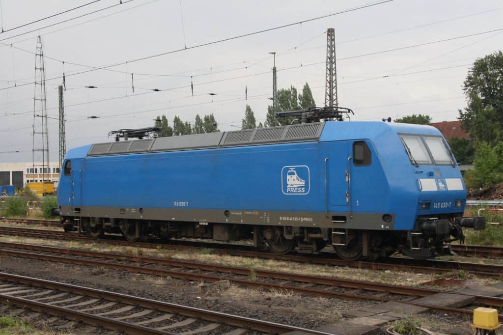 145 030 der Press am 29.07.10 in Krefeld.