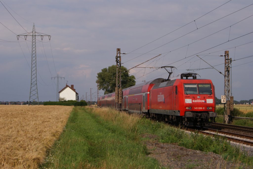145 036-0 mit einem RE 4 in Herrath am 30.06.2011