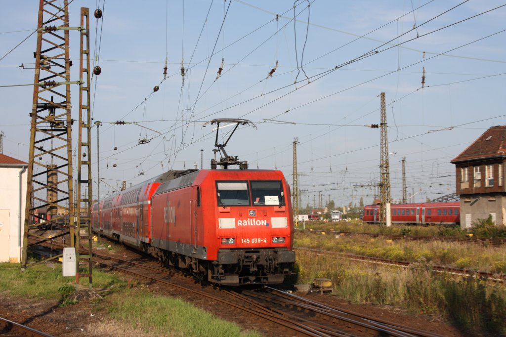 145 039-4  Falsch Herum  als Saxonia von Leipzig nach Dresden unterwegs 04.10.2011