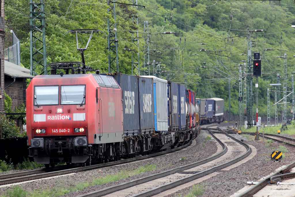 145 040-2 in Kaub 25.5.2013