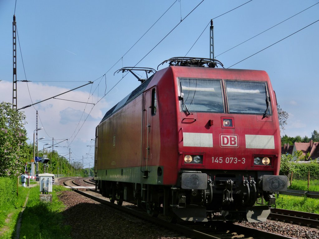 145 073 wurde am 8.5.13 aus dem Depot in DD Friedrichstadt geschickt,hier bei der Durchfahrt in Dresden Stetzsch.