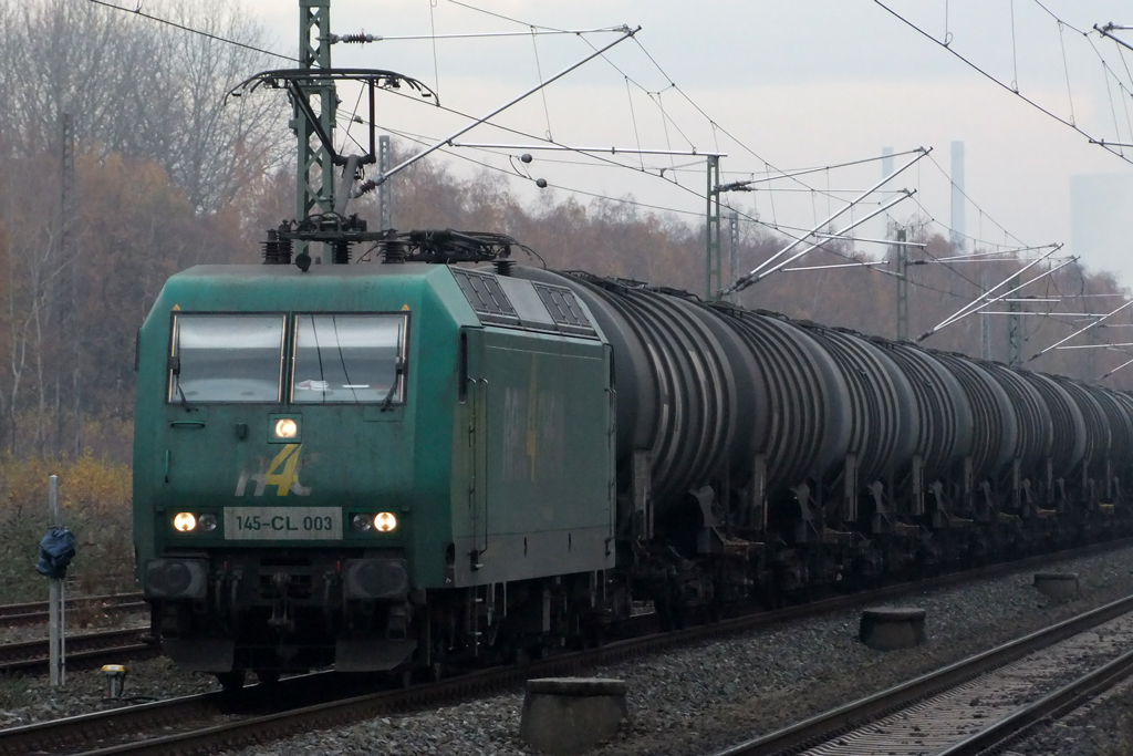 145-CL 003 auf der Hamm-Osterfelder Strecke in Recklinghausen-Suderwich 22.11.2011