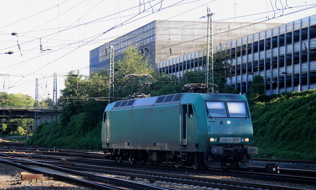 145 CL-005 von Crossrail rangiert in Aachen-West bei 36 Grad am 18.8.2012.