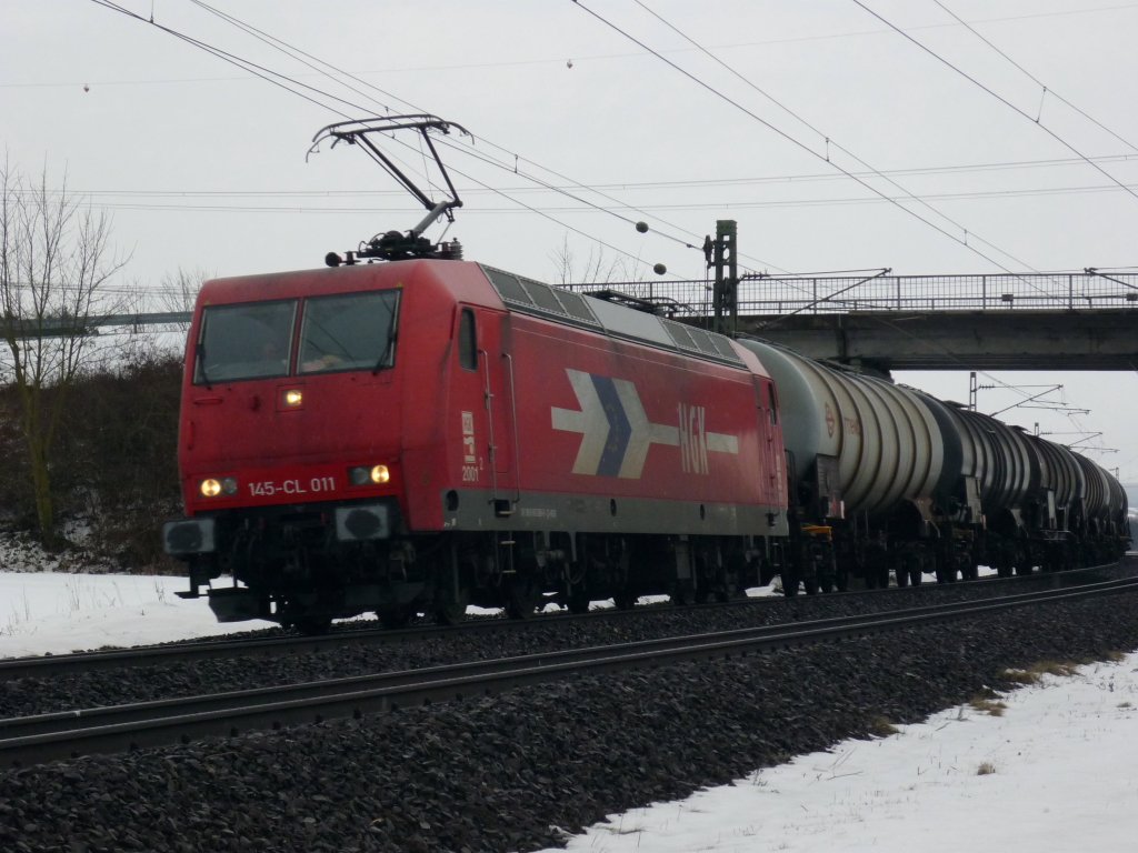 145-CL 011 MIT Kesselwagenzug, zwischen Gemnden (Main) und Karlstadt (Main), am 03.02.2010