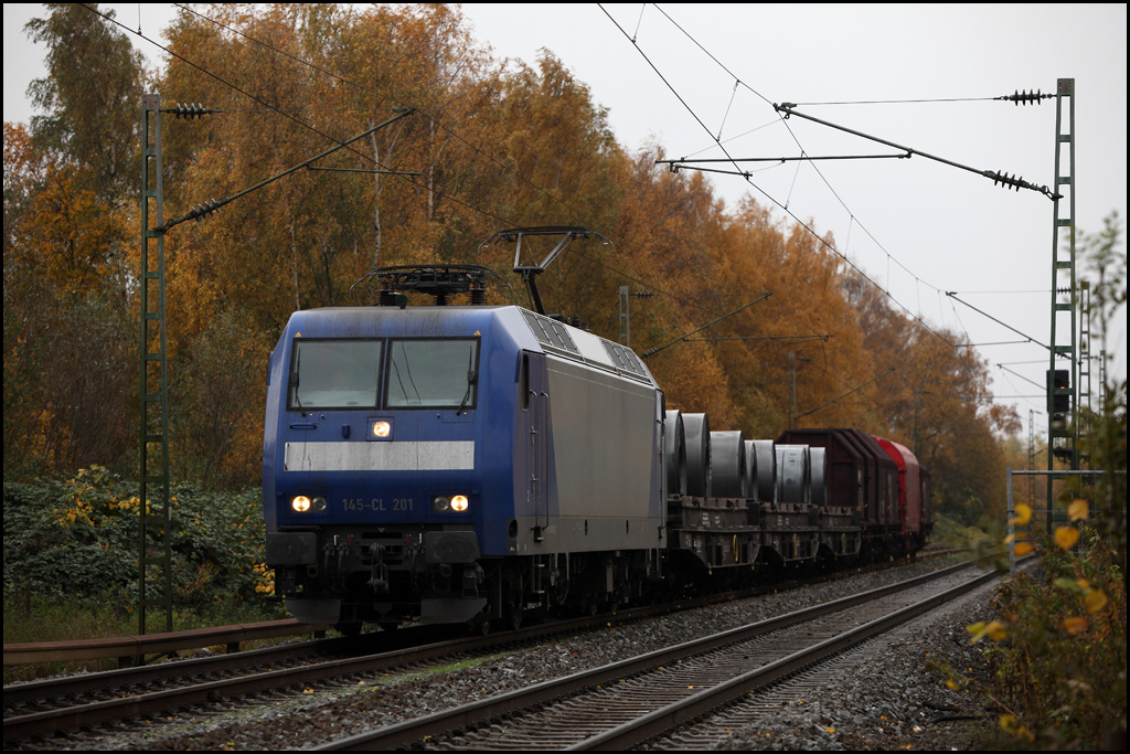 145 CL-201 ist mit einem Coilzug von Bochum-Nord in Richtung Duisburg unterwges. (04.11.2010)
