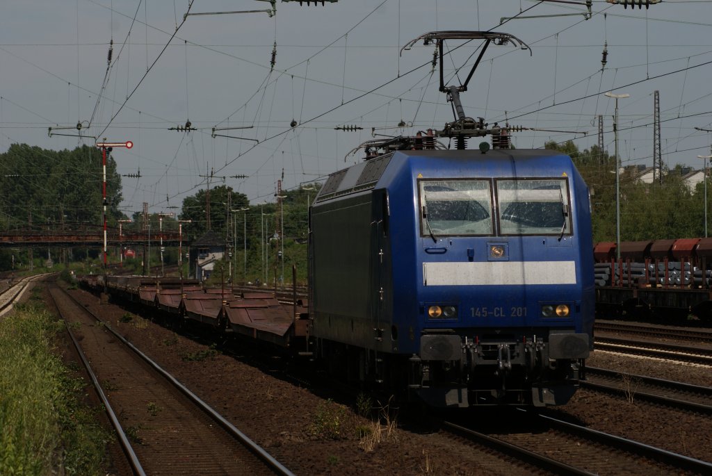145-CL 201 mit einem leeren Coilzug in Dsseldorf Rath am 20.07.10