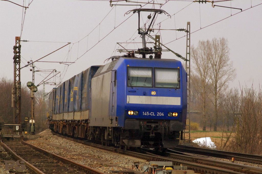 145-CL 204 mit KLV-Zug kurz vor Riegel. Aufgenommen 05.04.2013
