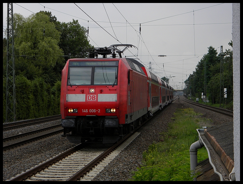 146 006 mit dem RE6 nach Minden, bei der Durchfahrt durch Dsseldorf Angermund