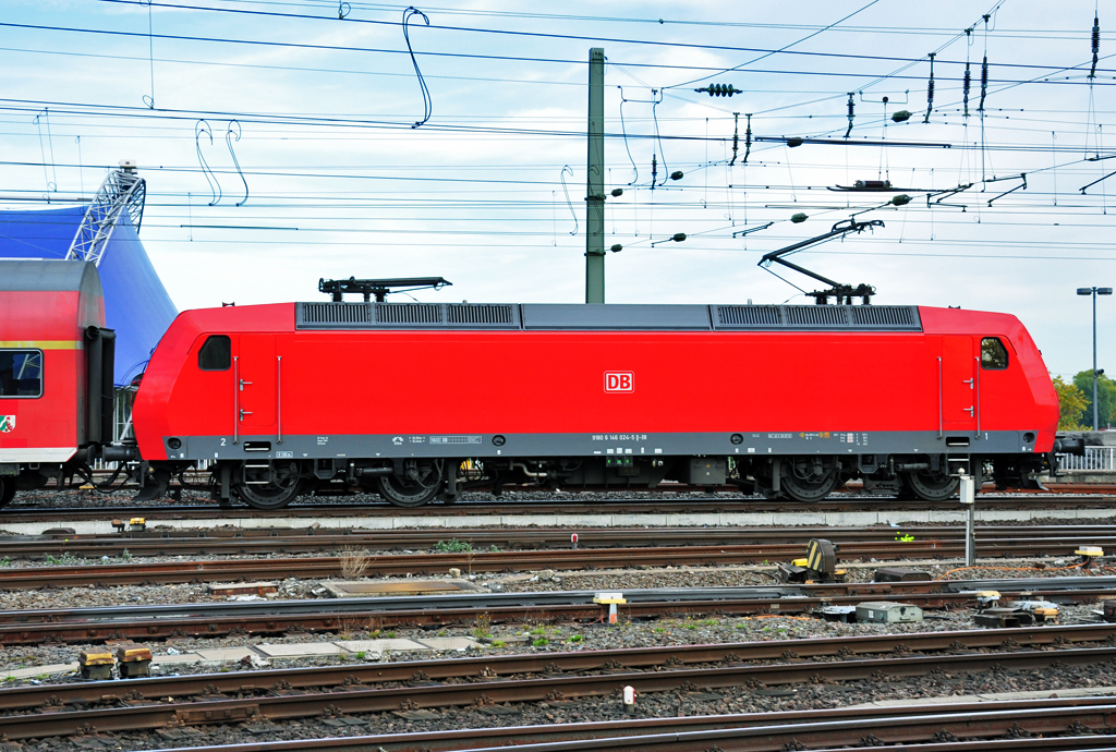 146 024-5 zwischen Hbf K�ln und Hohenzollernbr�cke - 18.10.2012