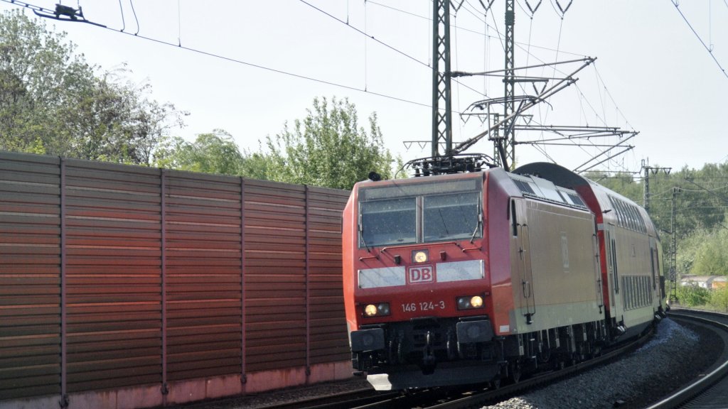 146 124 am 01.05.2012 in Lehrte.