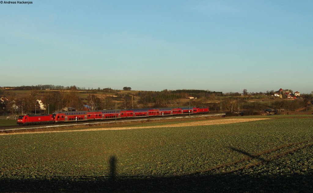 146 209-2 und 213-4 mit dem RE 19046 (Singen(Hohentwiel)-Stuttgart Hbf) bei Eutingen 6.2.11