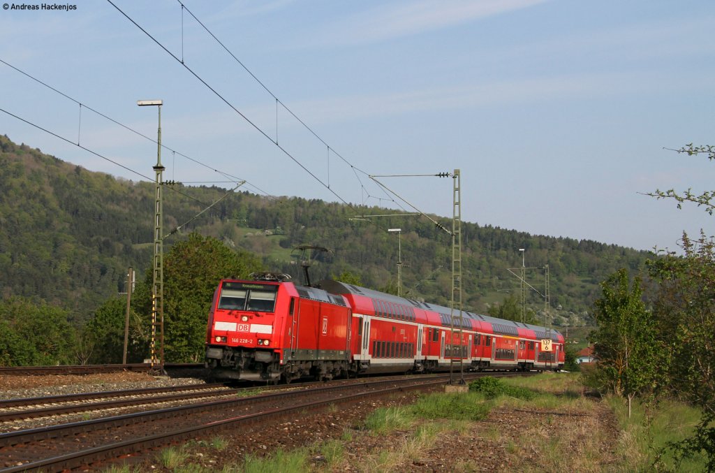146 228-2  St.Georgen(Schwarzw)  mit dem RE 5307 (Baden Baden-Kreuzlingen) bei Welschingen 23.4.11