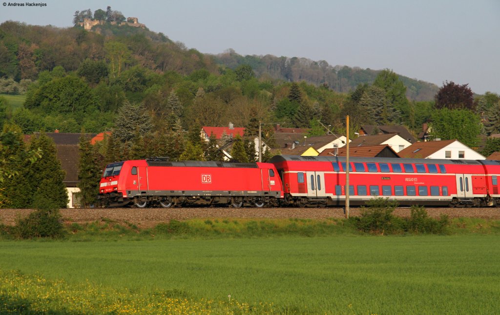 146 228-2  St.Georgen(Schwarzw)  mit dem RE 4707 (Villingen (Schwarzw)-Konstanz) bei Mhlhausen 25.4.11