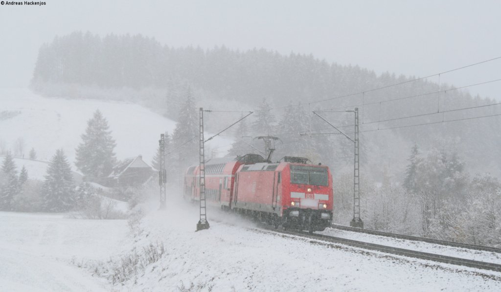 146 230-8 mit dem RE 69469 (Karlsruhe Hbf-Immendingen) bei St.georgen 27.10.12