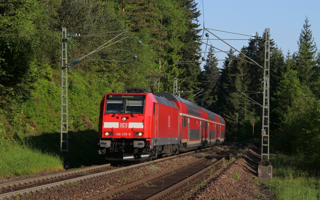 146 230-8 mit dem RE 4717 (Karlsruhe Hbf-Konstanz) bei Triberg 7.6.13