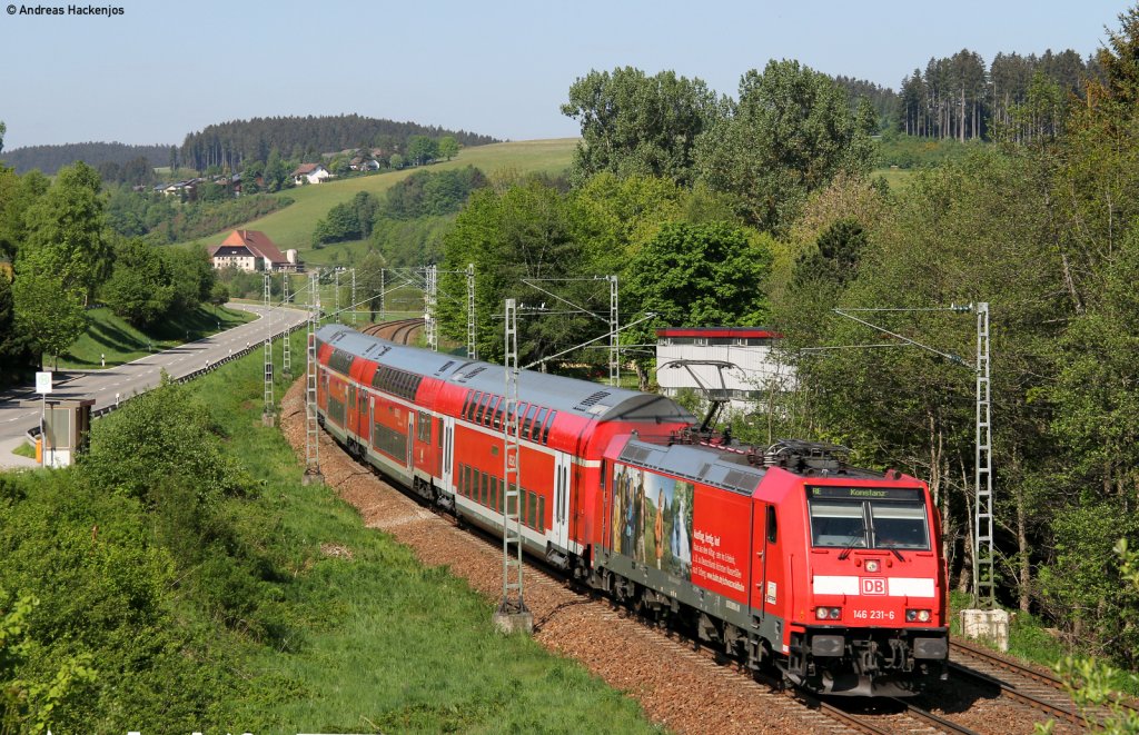146 231-6  Triberger Wasserf�lle  mit dem RE 4709 (Karlsruhe Hbf-Kreuzlingen) am Esig St.Georgen 14.5.11