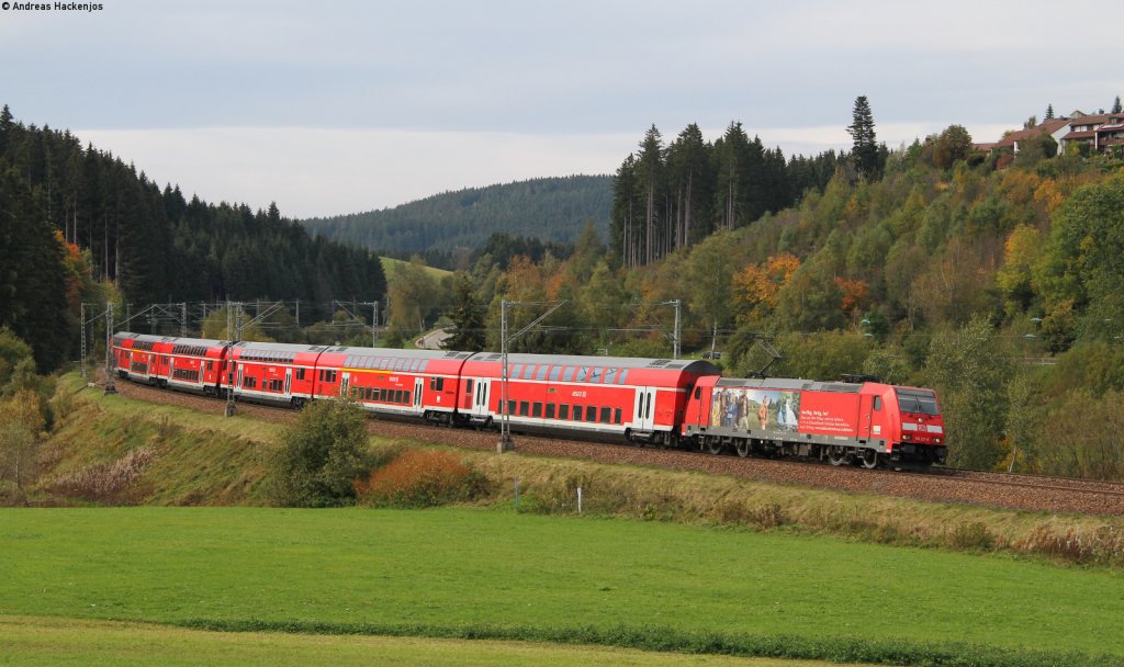 146 231-6  Triberger Wasserf�lle  mit dem IRE 5321 (Karlsruhe Hbf-Kreuzlingen) bei St.Georgen 6.10.12