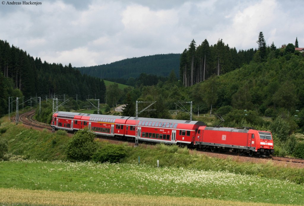 146 233-2  Donaueschingen  mit dem RE 5187 (Karlsruhe Hbf-KReuzlingen) am km 70,0 14.7.10