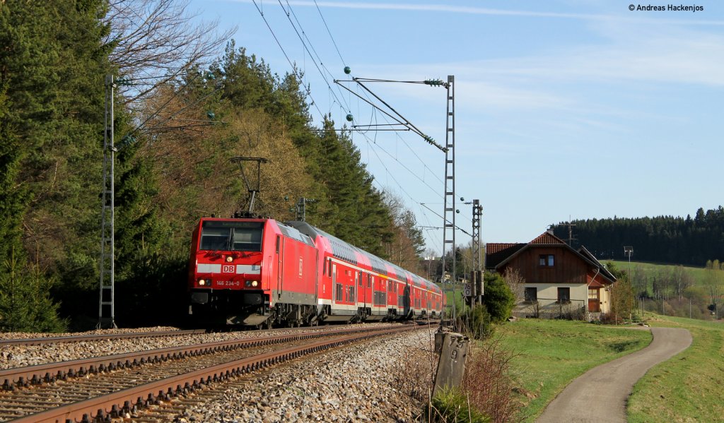 146 234-0 und 232-4 mit dem RE 5320 (Kreuzlingen-Karlsruhe Hbf) bei Peterzell 9.4.11
