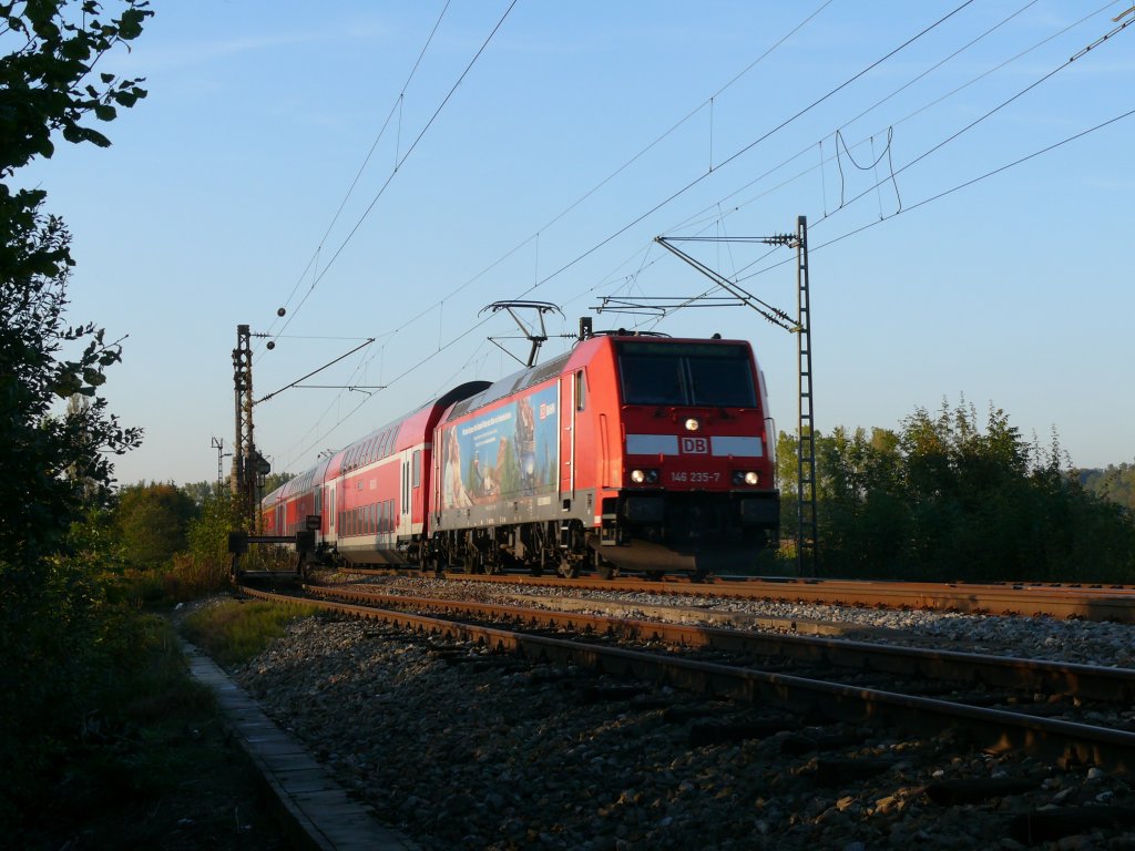 146 235  Europa-Park  mit einer RB von Offenburg nach Neuenburg bei Riegel. 30.9.11