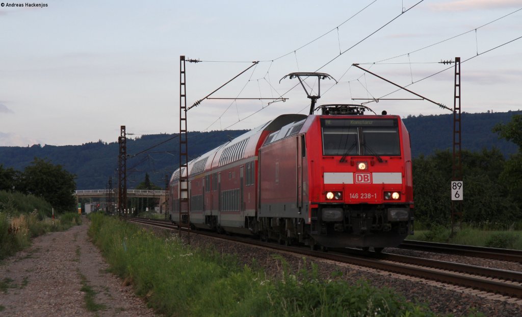 146 238-1 mit dem RE 4725 (Karlsruhe Hbf-Konstanz) bei Malsch 9.7.12
