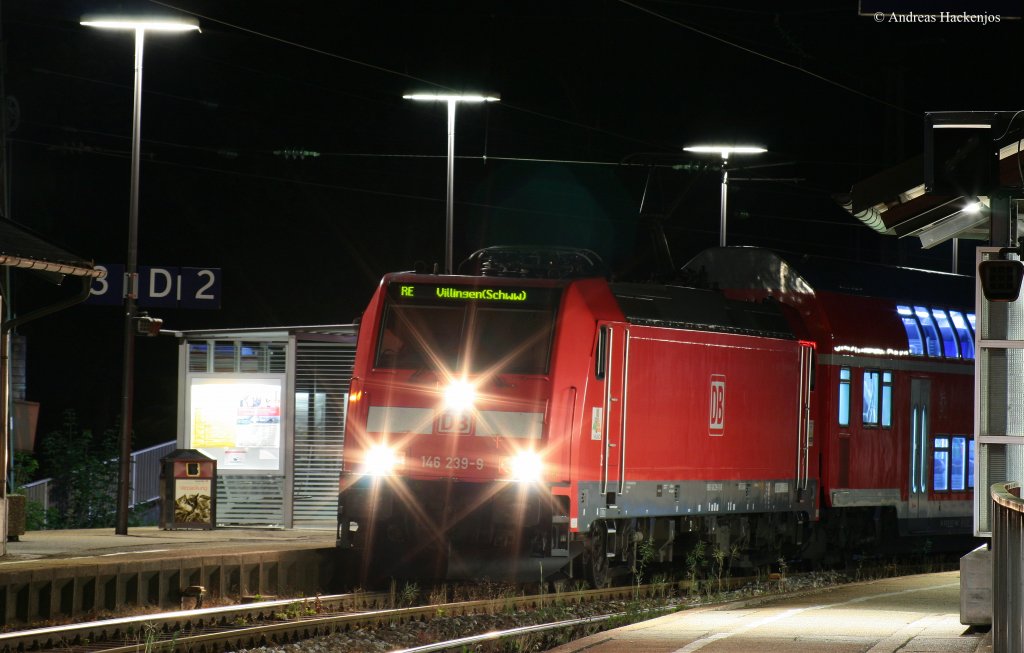 146 239-9  Hausach  mit dem RE 4767 (Offenburg-Villingen(Schwarzw)) beim Halt in Triberg 13.7.10