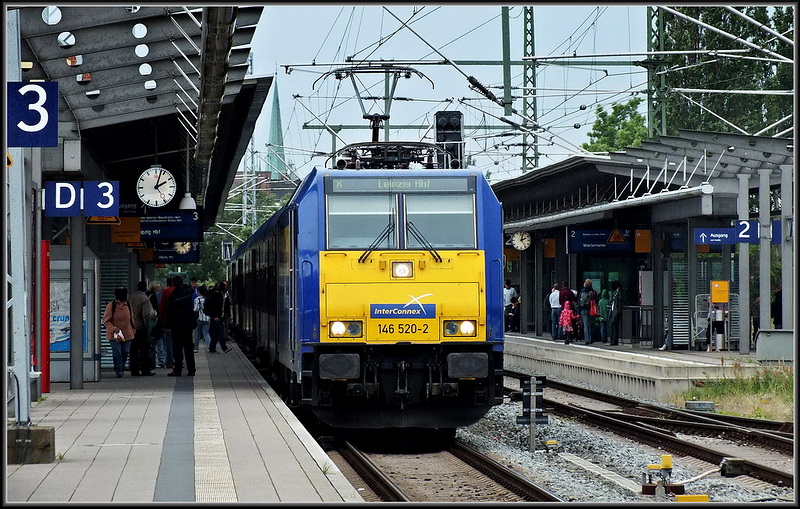 146 520-2 am Interconnex X68904 nach Leipzig. Hbf Rostock am 13.07.12 