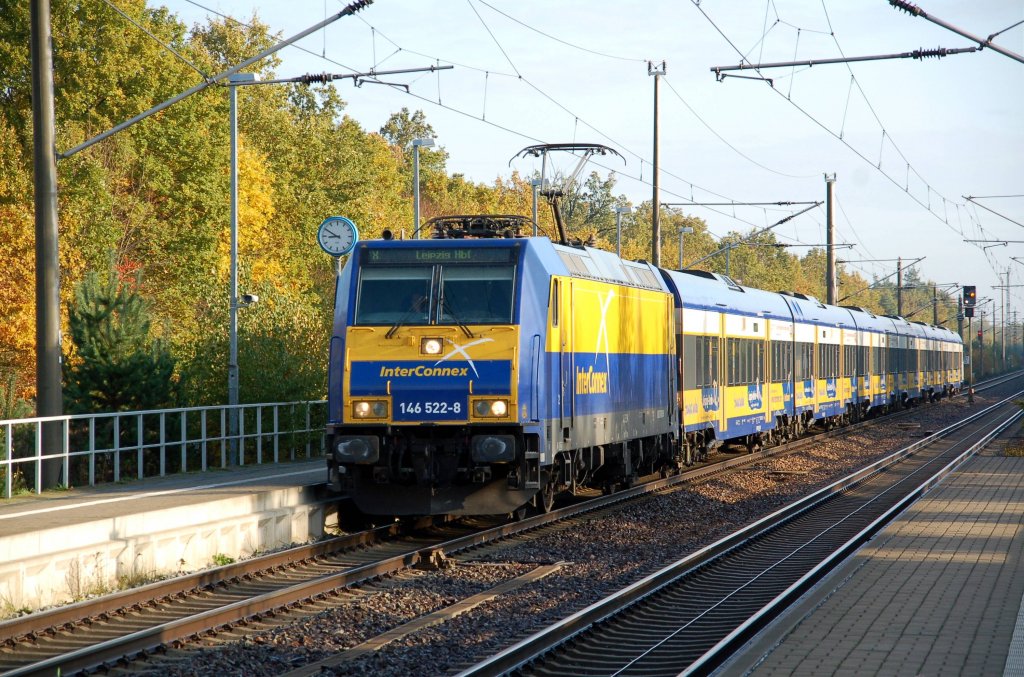 146 522 zieht am 26.10.09 den Interconnex durch Burgkemnitz Richtung Leipzig.