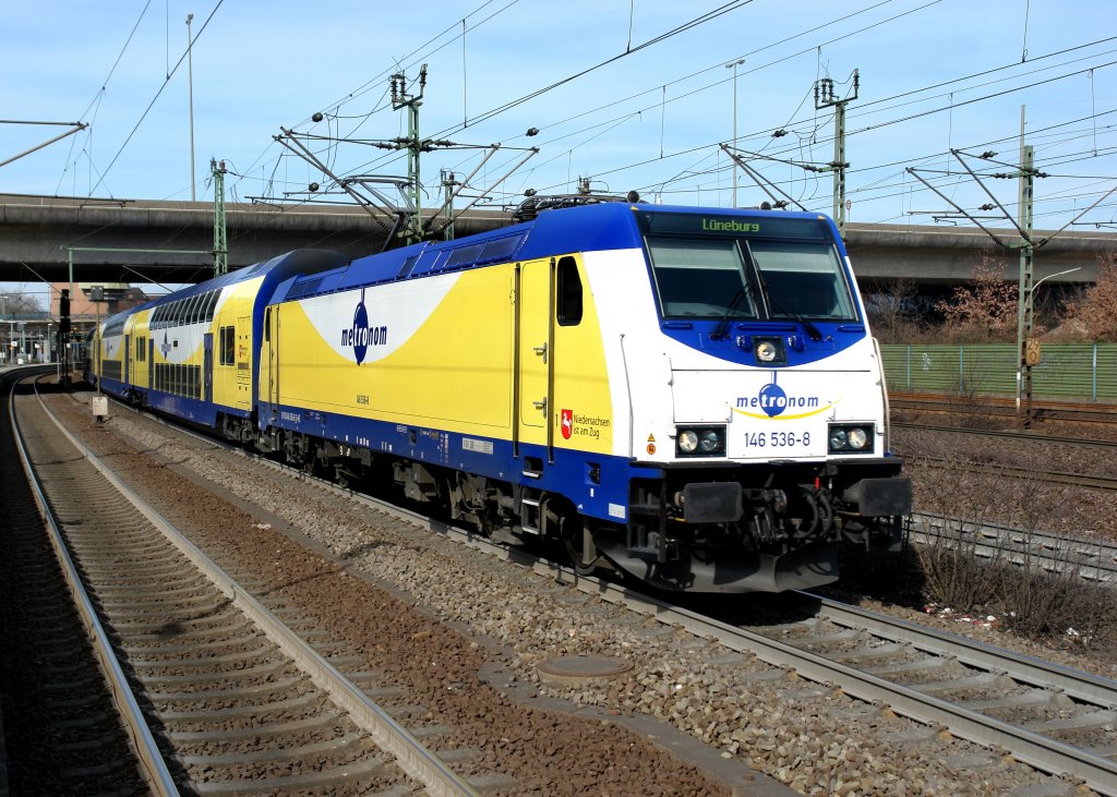 146 536 mit Metronom nach Lneburg am 21.03.2009 bei der Ausfahrt von Hamburg-Harburg.
