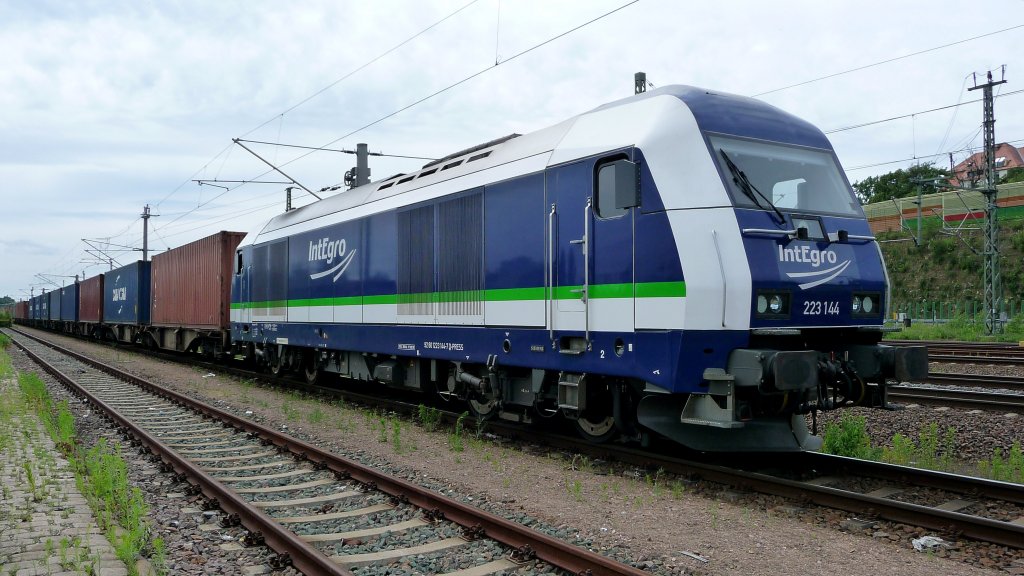 15.06.2012 BR 223114 im Bf Werdau.