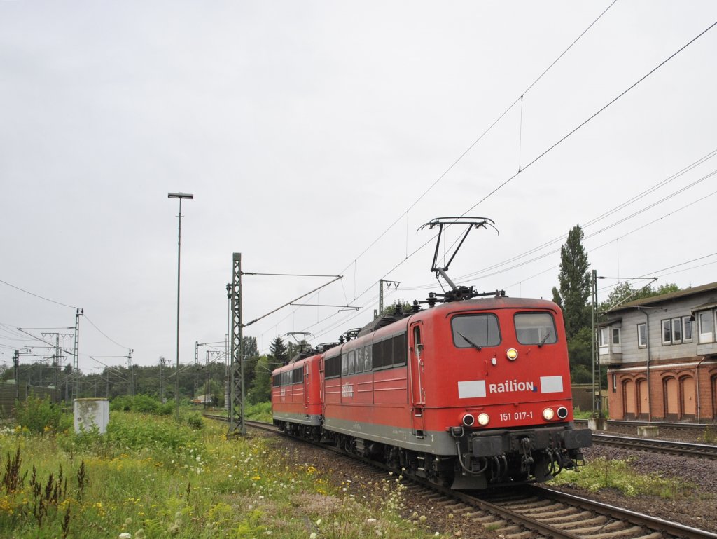151 017 in Lehrte 12.08.2011.