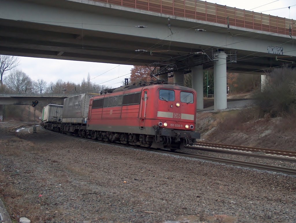 151 020-5 bei Fulda am 31.01.2009