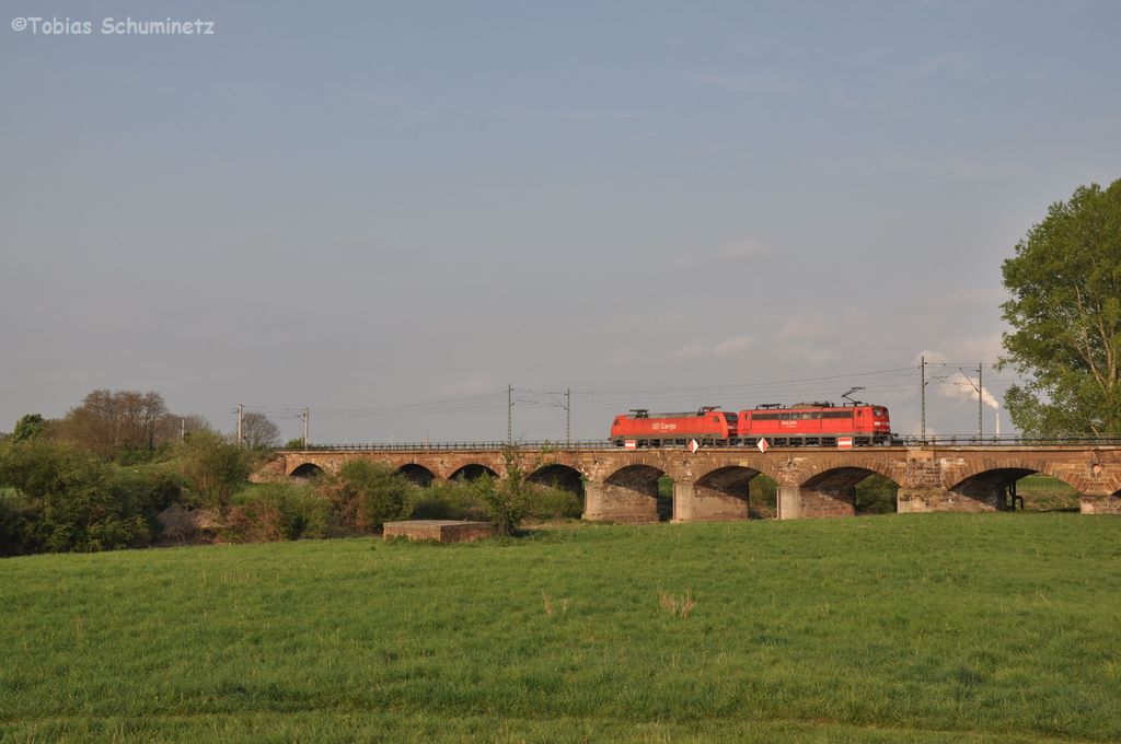 151 029 + 152 034 am 01.05.2012 in Bad D�rrenberg