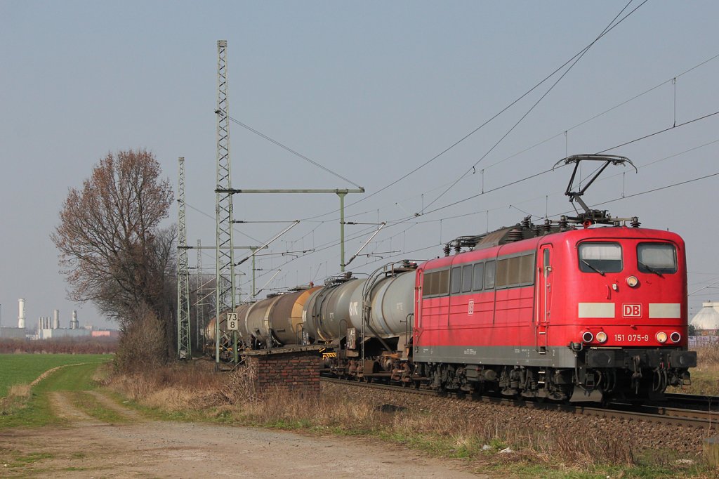 151 075-9 in Porz Wahn am 21.03.2012