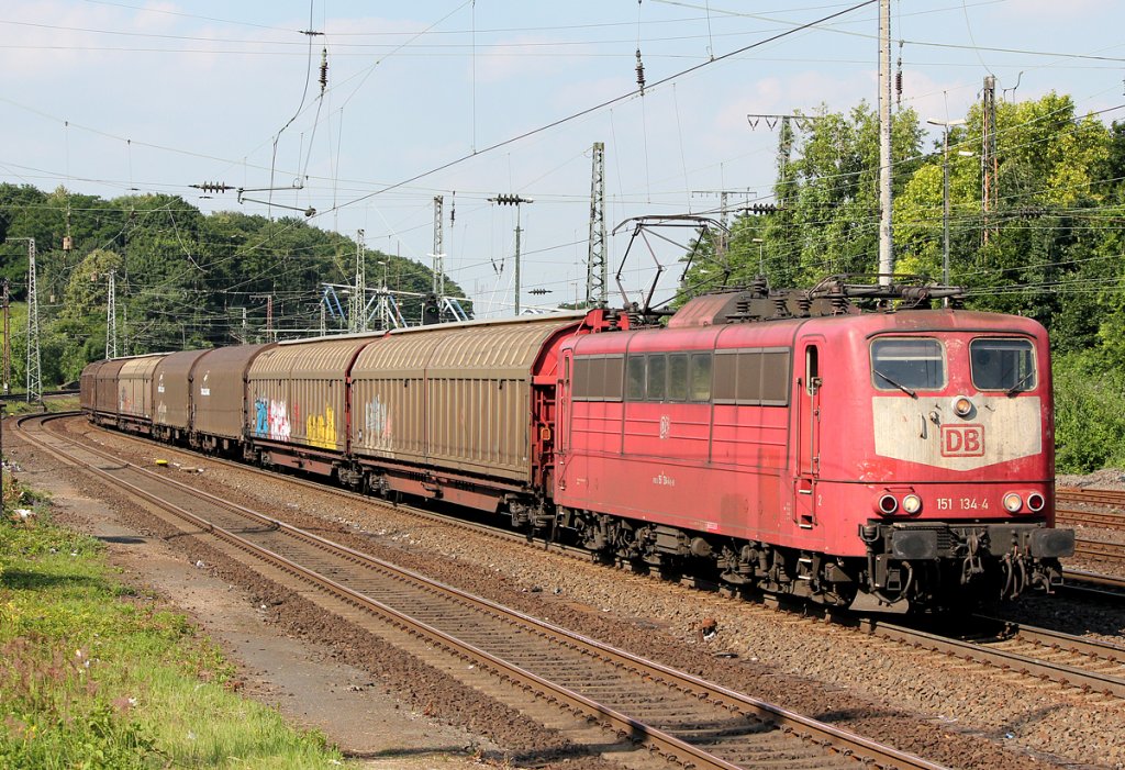 151 134-4 in Kln West am 26.06.2012