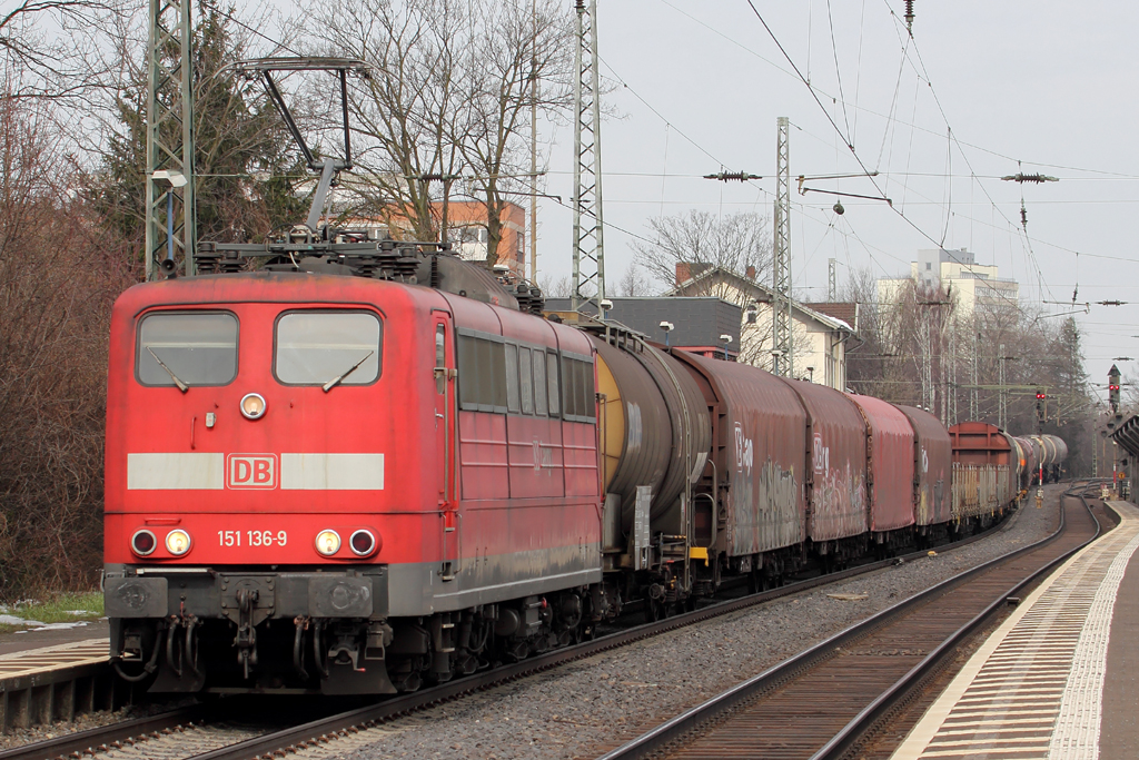151 136-9 in Bonn-Beuel 16.3.2013