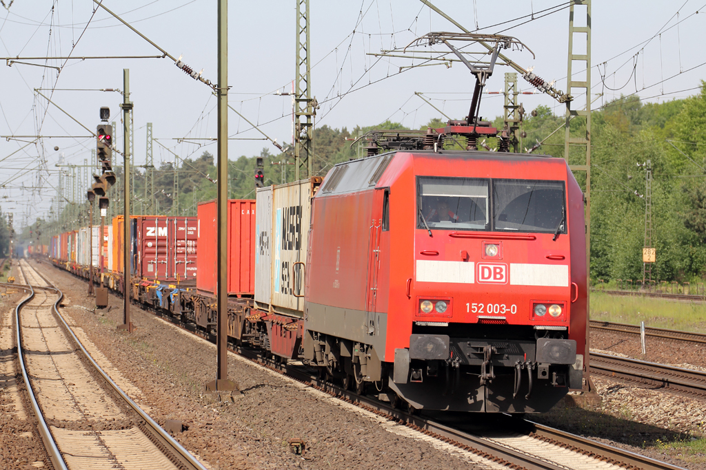 152 003-0 in Rotenburg(Wmme) 31.5.2013