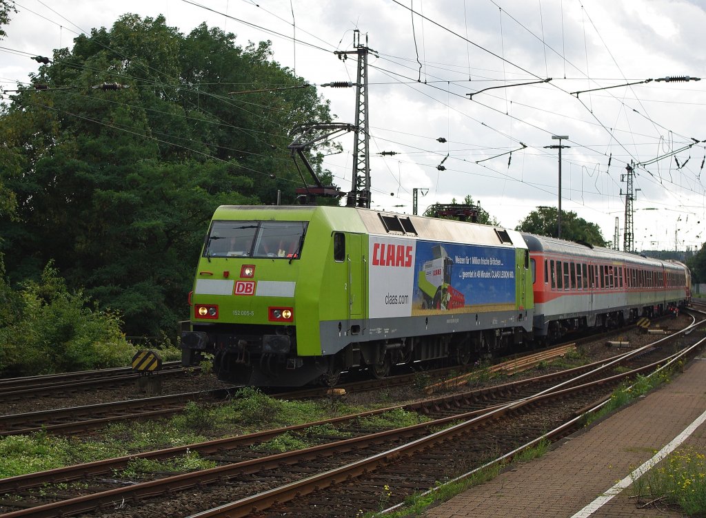 152 005-5 brachte dann am Samstag, den 18.09.2010 den nchsten Lokzug nach Osnabrck bestehend aus 614 005/006 sowie 217 001 und 120 159. Gru zurck an den netten Tf! ;)