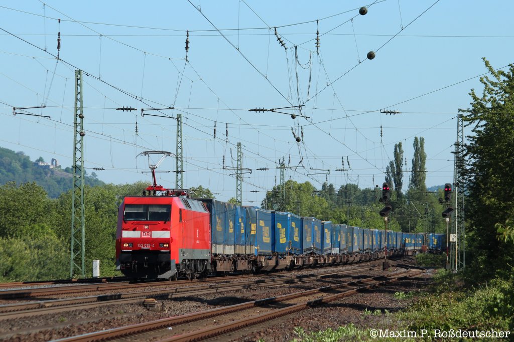 152 015 am 17.5.2012 bei Unkel( Rhein ).