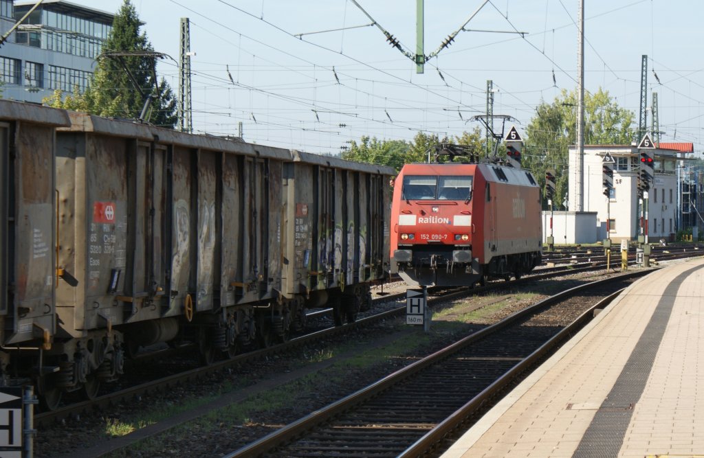 152 090-7 in Singen am 03.09.2011