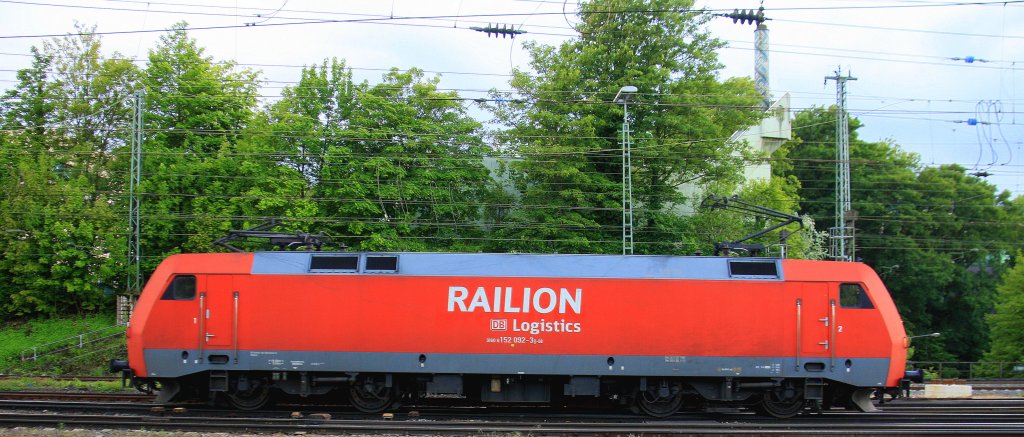 152 092-3 von Railion rangiert in Aachen-West in der Abendstimmung am 24.5.2013.