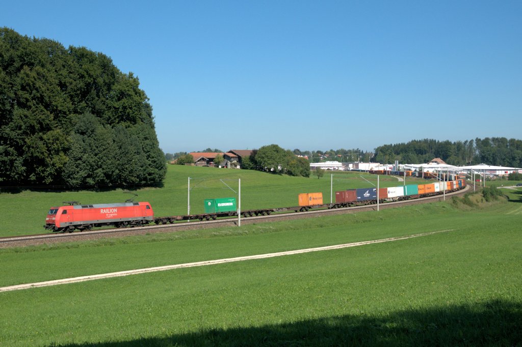 152 093 am 08.09.12 in der Axdorfer Kurve bei Traunstein