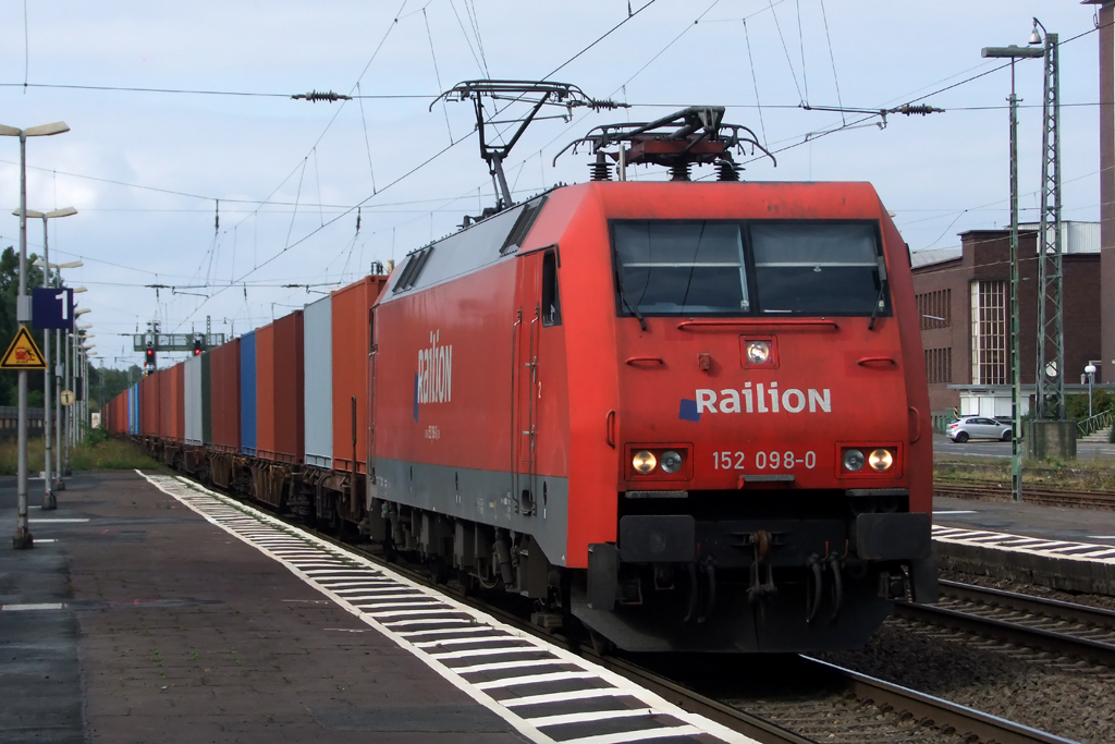 152 098-0 in K�nigswinter 15.9.2012