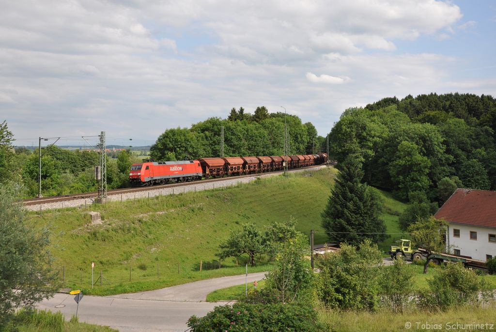 152 099 mit Tds-Ganzzug am 23.06.2012 in A�ling